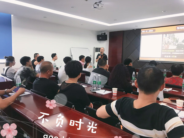 包子店加盟，蜀食一家五馅包